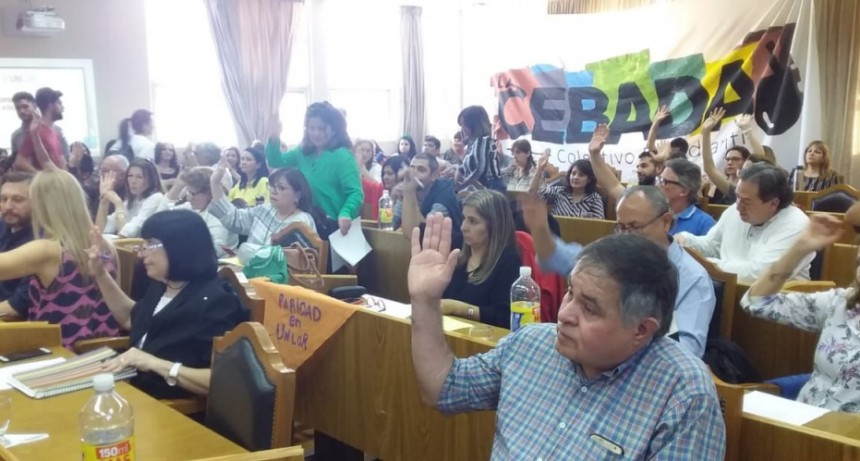 La Universidad Nacional de La Rioja aprobó el proyecto de Paridad de Género.