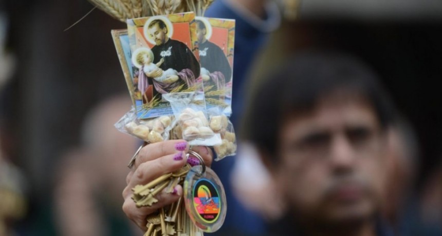 San Cayetano: Los movimientos sociales piden por 