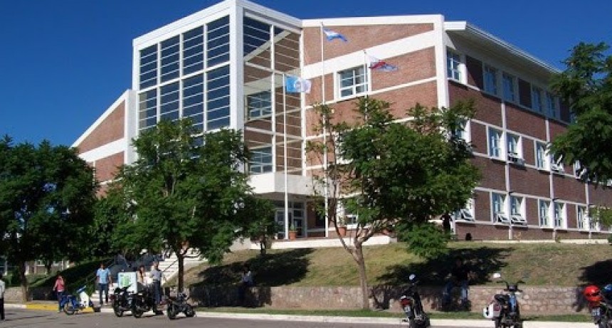 La UNLaR suspende actividades presenciales