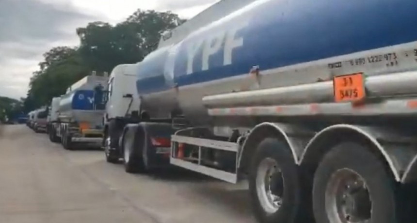 YPF sube sus combustibles un 4,5% promedio