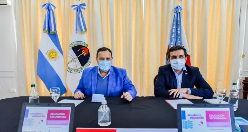   Los gobiernos provincial y nacional trabajan en conjunto para disminuir la brecha digital