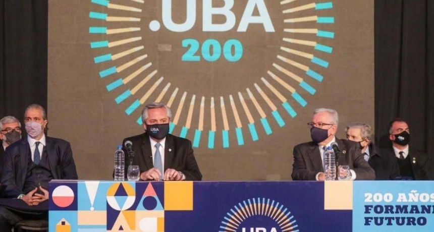 El Presidente participó de la conmemoración del bicentenario de la UBA