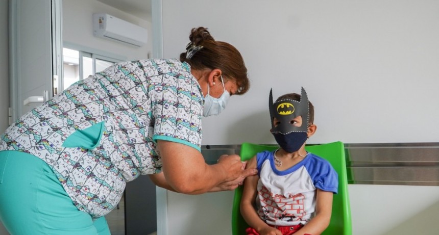 Exitosa campaña de vacunación a niños y niñas en edad escolar