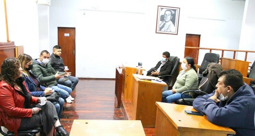 Concejales capitalinos se reunieron con la Asociación de Peluqueros