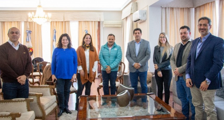Quintela y el Ministerio de Defensa de Nación profundizan líneas de acción ante emergencias  