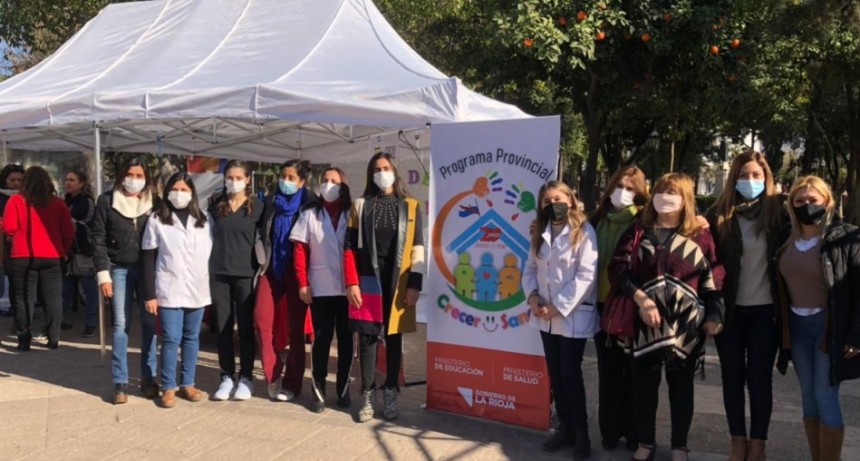 Crecer Sanos realizó una jornada educativa y recreativa en la Plaza 9 de julio