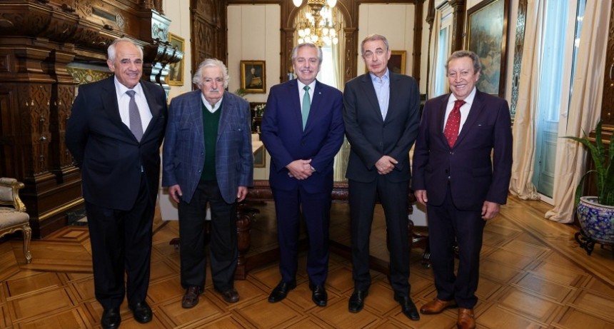 Alberto Fernández se reunió con Rodríguez Zapatero, Mujica, Cerezo y Samper