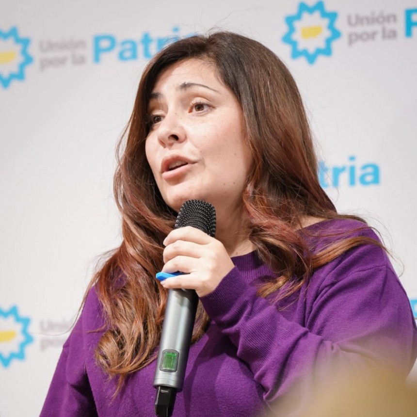 “Massa habló de un nuevo pacto federal, y ese nuevo pacto federal lo vamos a hacer con todos y todas”