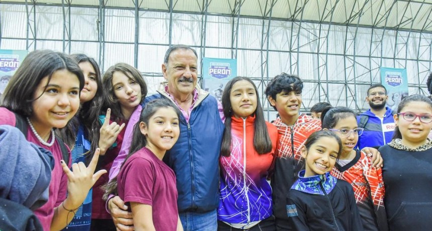 Quintela inauguró el gimnasio cubierto en el Polideportivo de Vargas 