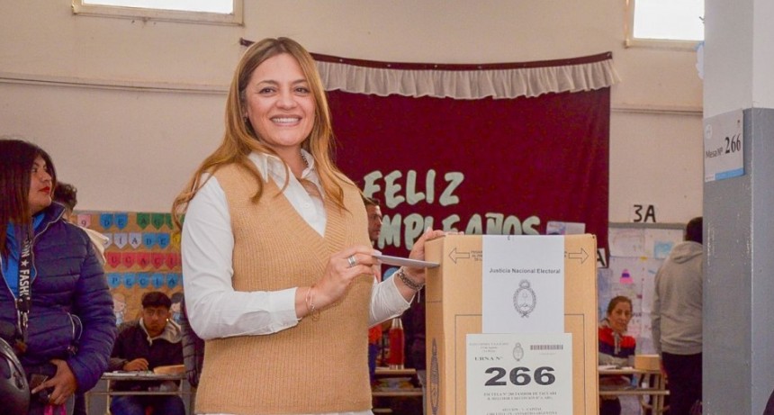 Teresita Madera instó a defender la democracia con participación en las urnas