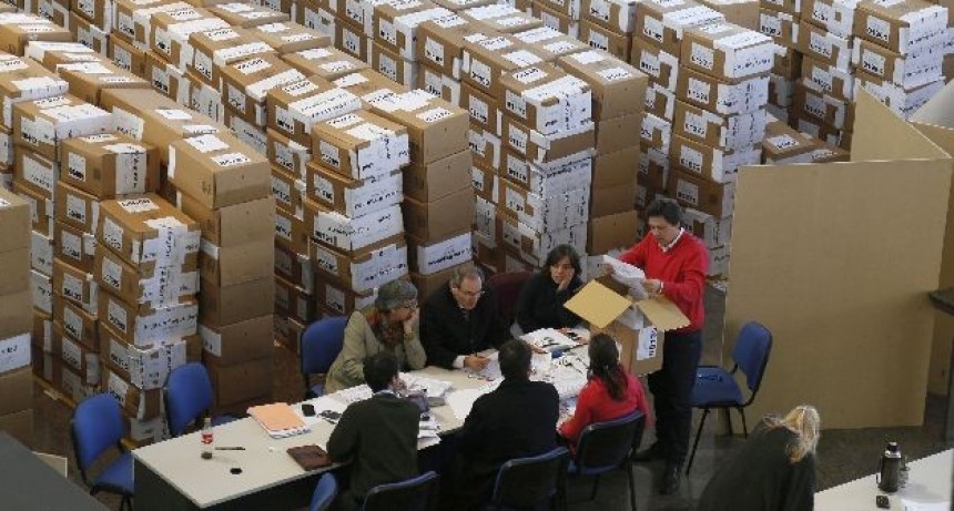 Confirmaron cuándo comenzará el escrutinio definitivo de las PASO