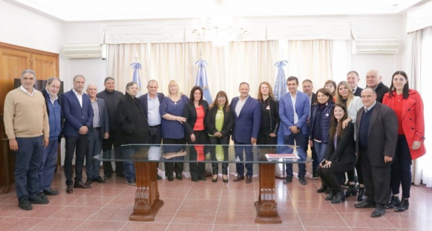Con apoyo del gobierno provincial las escuelas de gestión privada congelarán sus cuotas