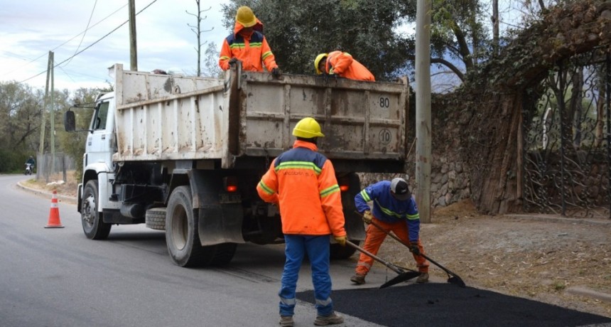  Avanzan los operativos para mejorar la transitabilidad vehicular en la ciudad