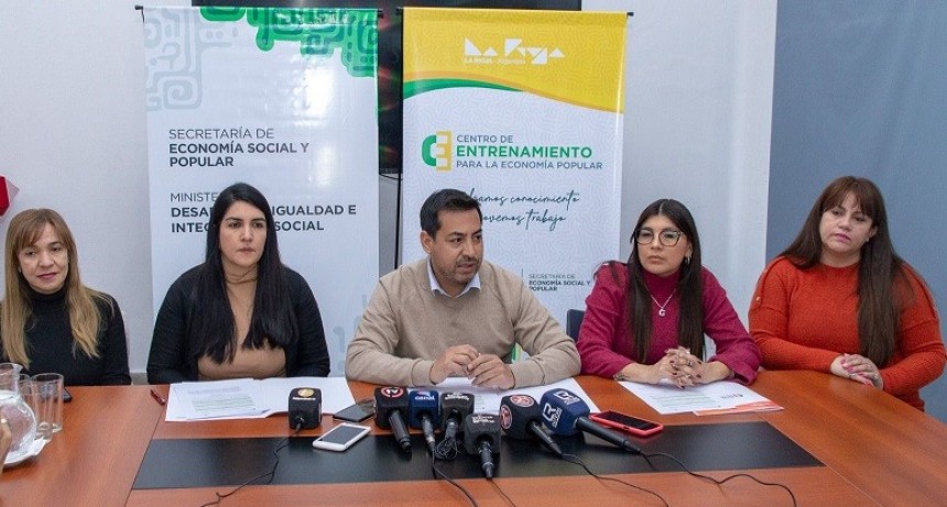 Se realizo el lanzamiento del Centro de Entrenamiento para la Economía Popular 