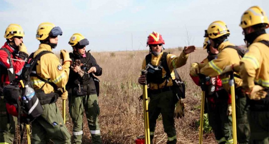 Rescatistas continúan la búsqueda del piloto y la aeronave extraviados en el Velasco