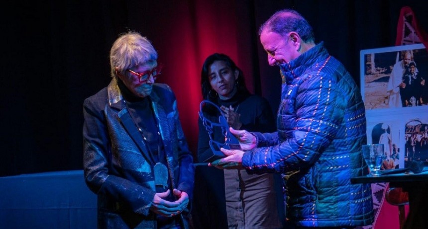 Se entregaron los Premios Angelelli en la Casa de La Rioja en Buenos Aires