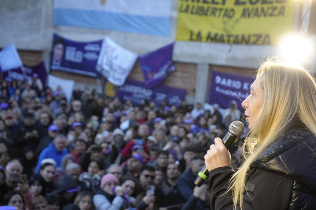 Karina Milei apareció en un acto en La Matanza y minimizó el escándalo por las coimas