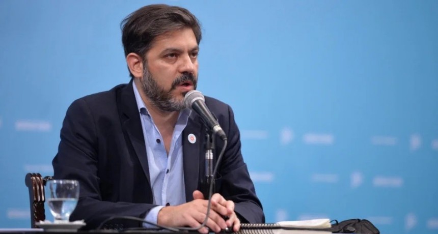 Ministro de Kicillof cargó duro contra las políticas económicas del gobierno nacional