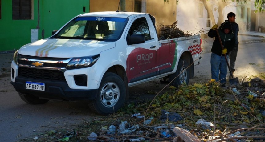 Limpieza integral en Barrio Las Agaves