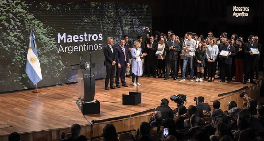 Macri y Finocchiaro premiaron a los mejores 