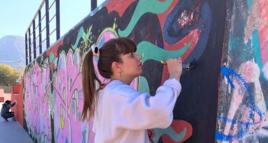 Paredes Urquiza impulsa campaña sin afiches ni pintadas