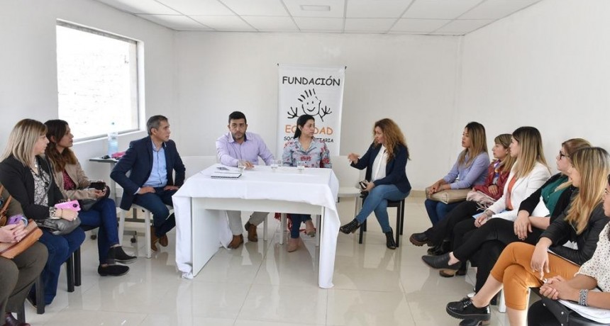 Municipio articula proyecto para asesoramiento medico - social a niños y jóvenes de la capital