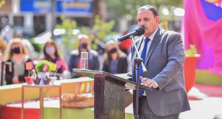 El gobernador Quintela encabezó los actos protocolares con el afecto del Pueblo de Olta 