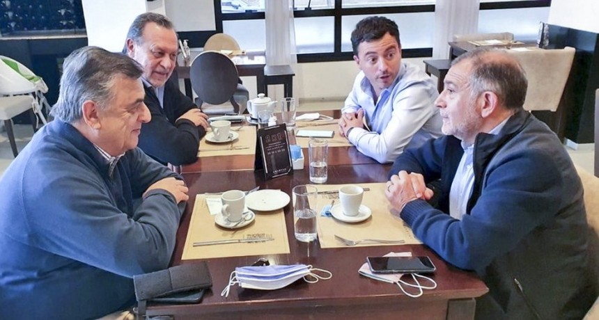 Juez se reunió con Negri y acordaron trabajar juntos en las generales