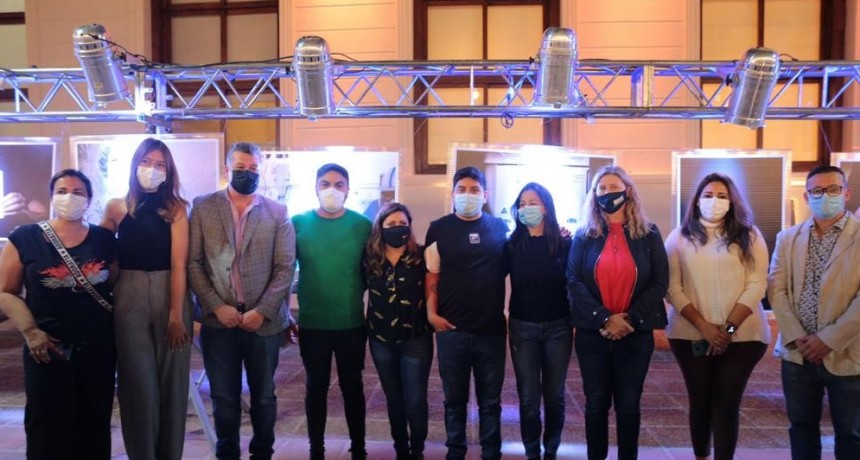 Muestra fotográfica “Instantes en pandemia”