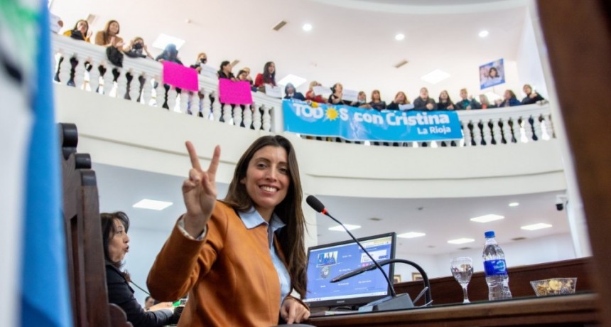 Para Florencia López el camino en democracia 