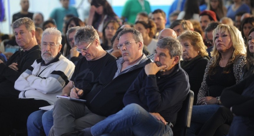 Plenario del FdT llamó a 