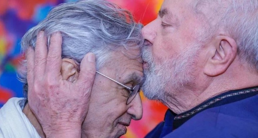 Caetano Veloso y otros artistas de Brasil difundieron un video de apoyo a Lula