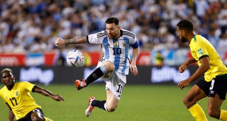 Con dos golazos de Messi, Argentina goleó a Jamaica en Nueva Jersey