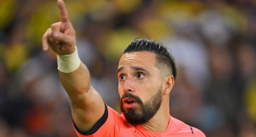 Hernán Galíndez, arquero de Ecuador, se defendió por su intercambio de camiseta con Messi