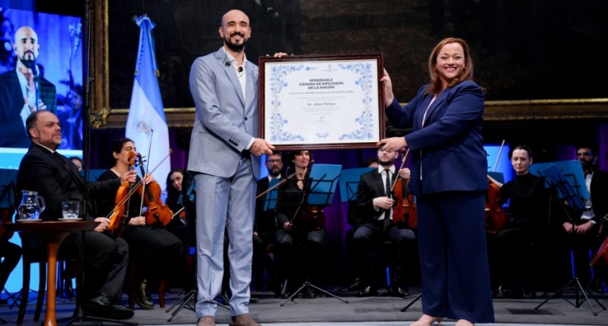 Abel Pintos recibió una mención de la Cámara de Diputados por su trayectoria