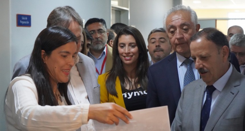 Quintela visitó el Hospital de la Madre y el Niño