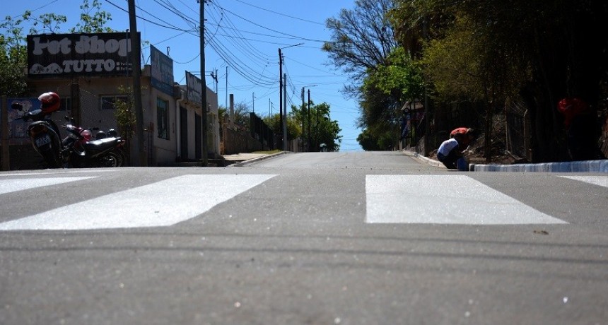 Quintela inauguró la obra de asfaltado e iluminación de la avenida Paso de los Patos