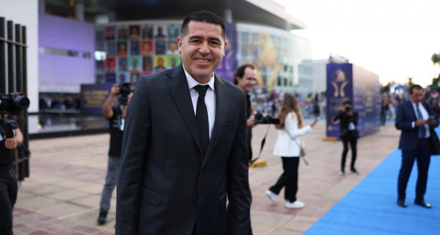 Juan Román Riquelme ingresó al Salón de la Fama del Fútbol internacional