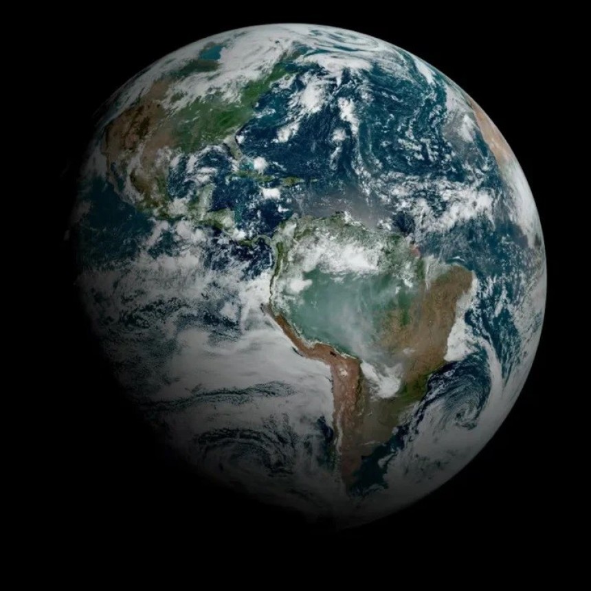 Impactantes imágenes de la tierra vista desde 35 mil kilómetros
