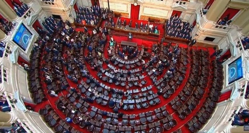 Presupuesto 2025: el oficialismo convocará al debate la próxima semana