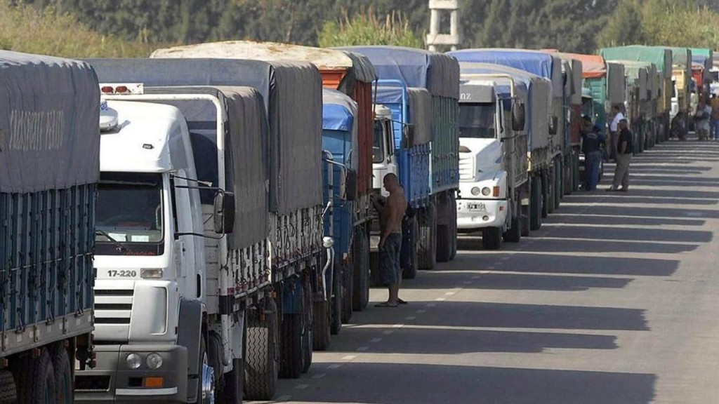 Camioneros logró un incremento salarial del 3,3%