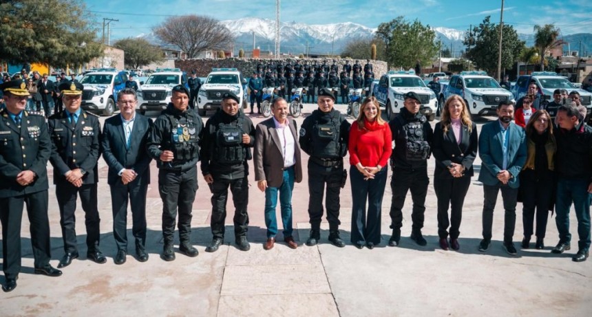 Quintela sigue apostando por la seguridad y anunció un nuevo edificio policial para Chilecito 