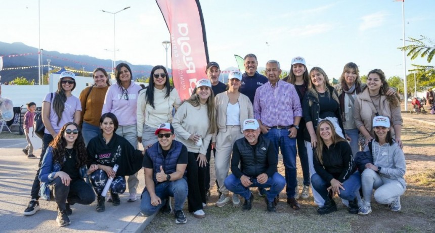 Armando Molina celebró la presencia del Municipio en los barrios