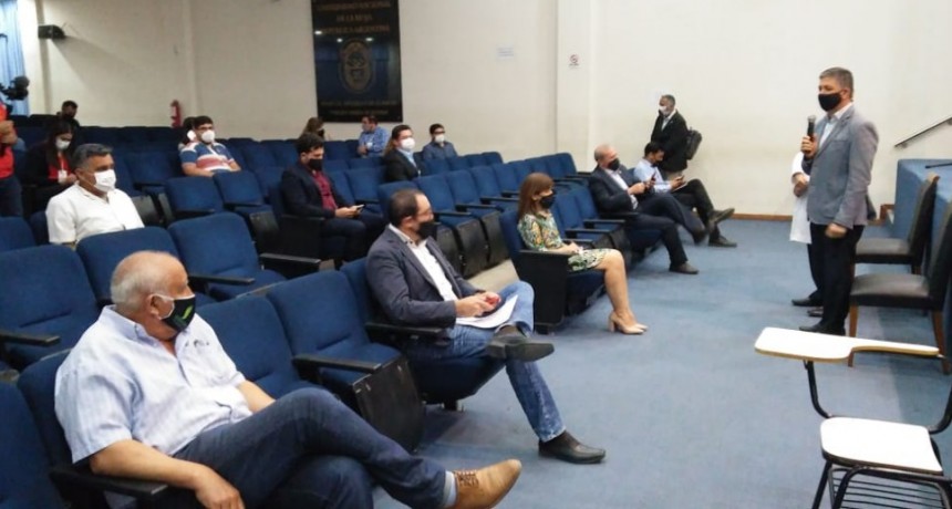 Calderón pagará un plus a los trabajadores del hospital universitario