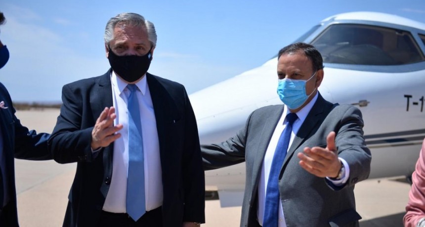 Alberto Fernández y Ricardo Quintela inauguraron Central del Parque Eólico Arauco