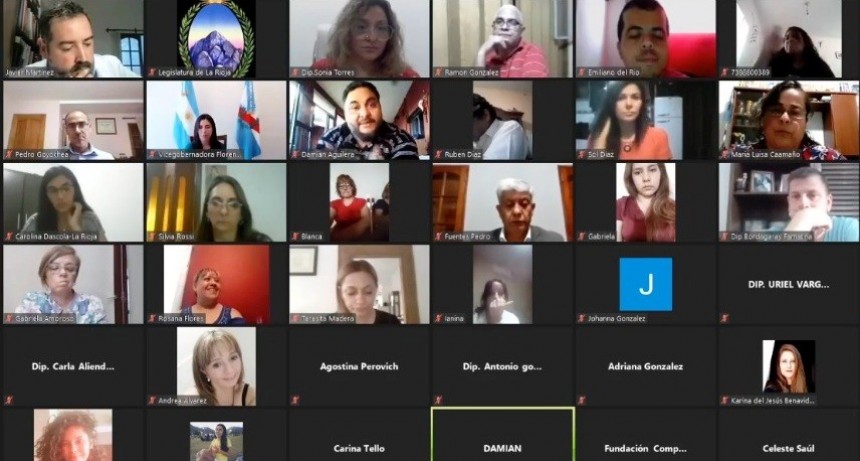 Lanzaron barbijos inclusivos transparentes para organismos y empresas