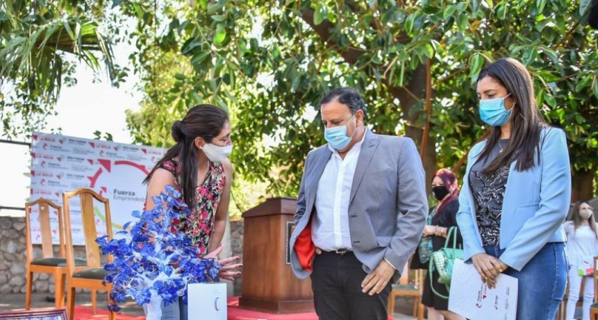 Se realizó este lunes el lanzamiento del  programa “Fuerza Emprendedora”  