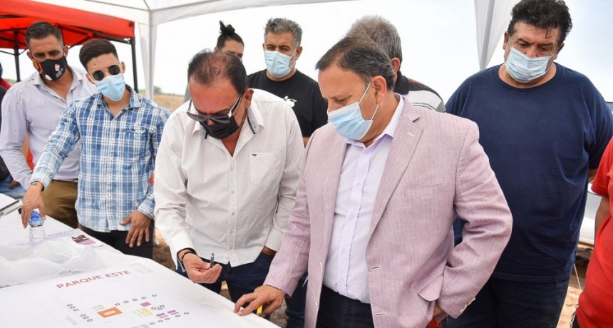  Quintela recorrió el predio donde se construirá del Parque Este de la ciudad 