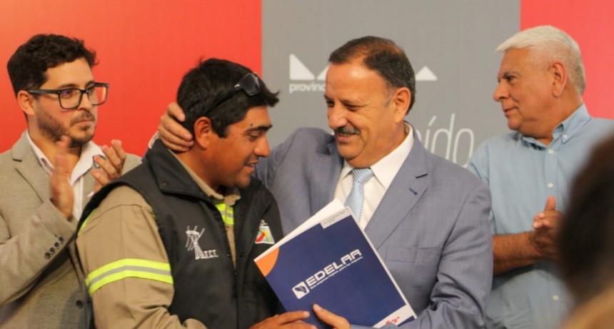 Un importante grupo de trabajadores de EDELAR recibieron su pase a planta