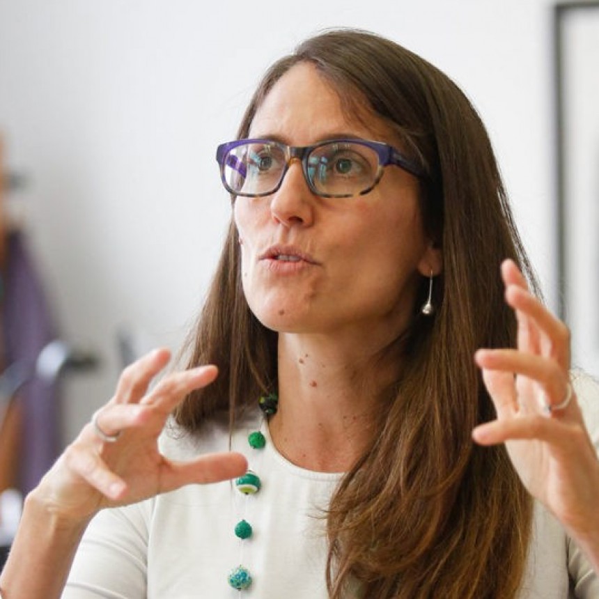 Dudas sobre la continuidad de Elizabeth Gómez Alcorta tras fuertes cruces por detenidas mapuches